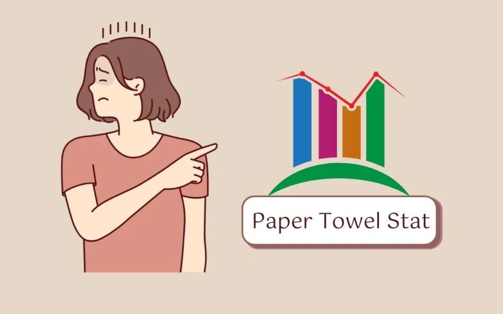 woman showing paper towel stat